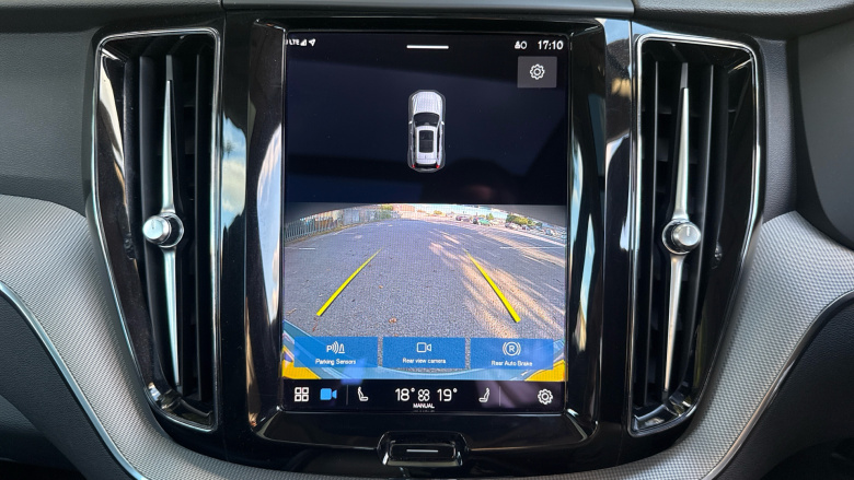 Volvo Xc60 2.0 T6 [350] RC PHEV Core Bright 5dr AWD Gtron Estate